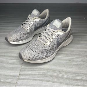 Nike Air Zoom Pegasus 35 Women's Size 8